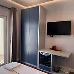 Hotel Airstay Seaview Sarandë
