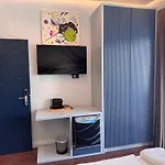 Hotel Airstay Seaview
