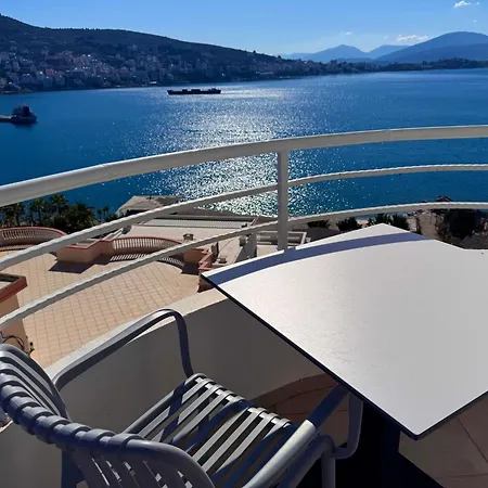 Airstay Seaview מלון