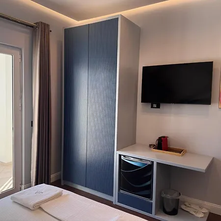 ホテル Airstay Seaview Sarandë