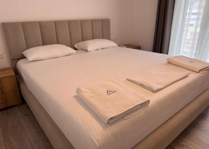 Hotel Airstay Seaview